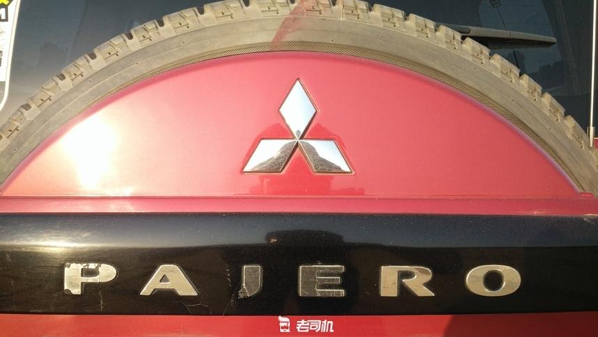 帕杰罗陆巡霸道有什么差别,越野三菱山猫帕杰罗