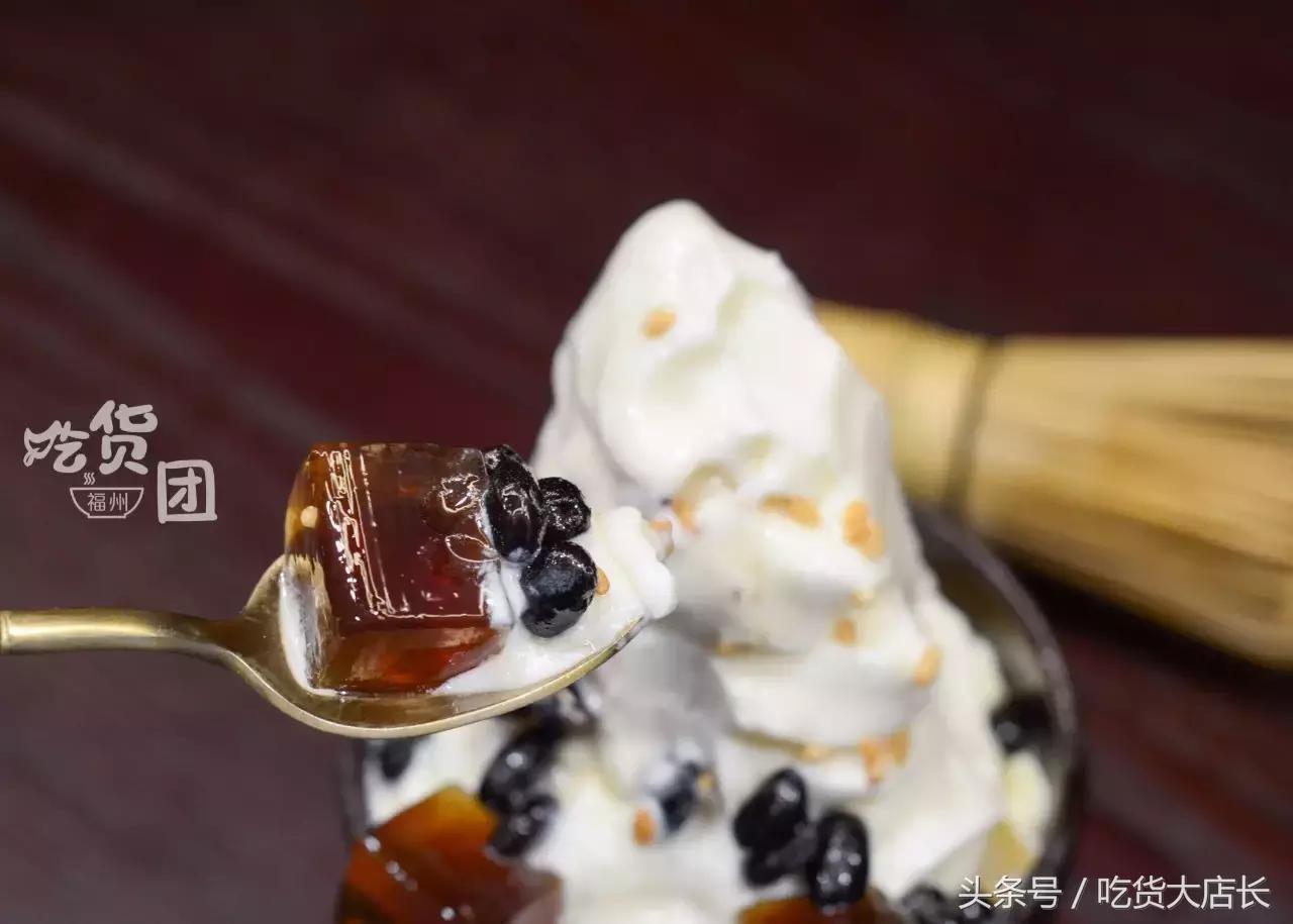 开在樱花树里的抹茶店，被这只兔子绿了也心甘情愿！