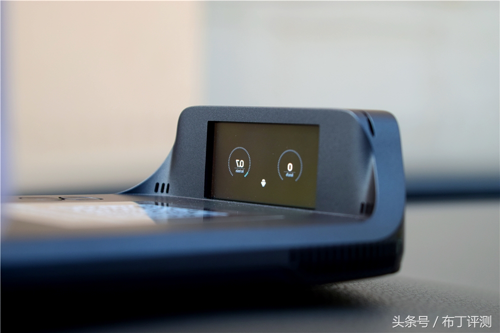 宝马改hud要换哪些东西,宝马330i标配hud抬头显示么