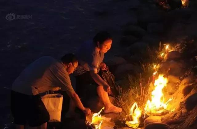 在网上说自己见过鬼的是什么心理,为什么见过鬼却很少见到神仙