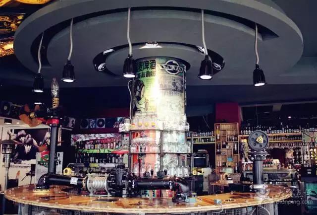 青岛合适情侣约会的美食店,青岛站合适约会的美食