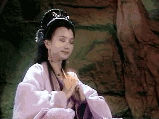 港姐70年：从豪门儿媳，到街边站台，背后是香港经济的大洗牌