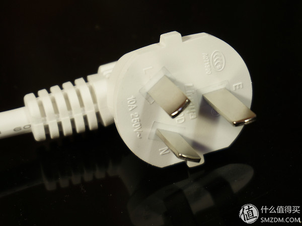 航嘉插排100w,航嘉插排1米