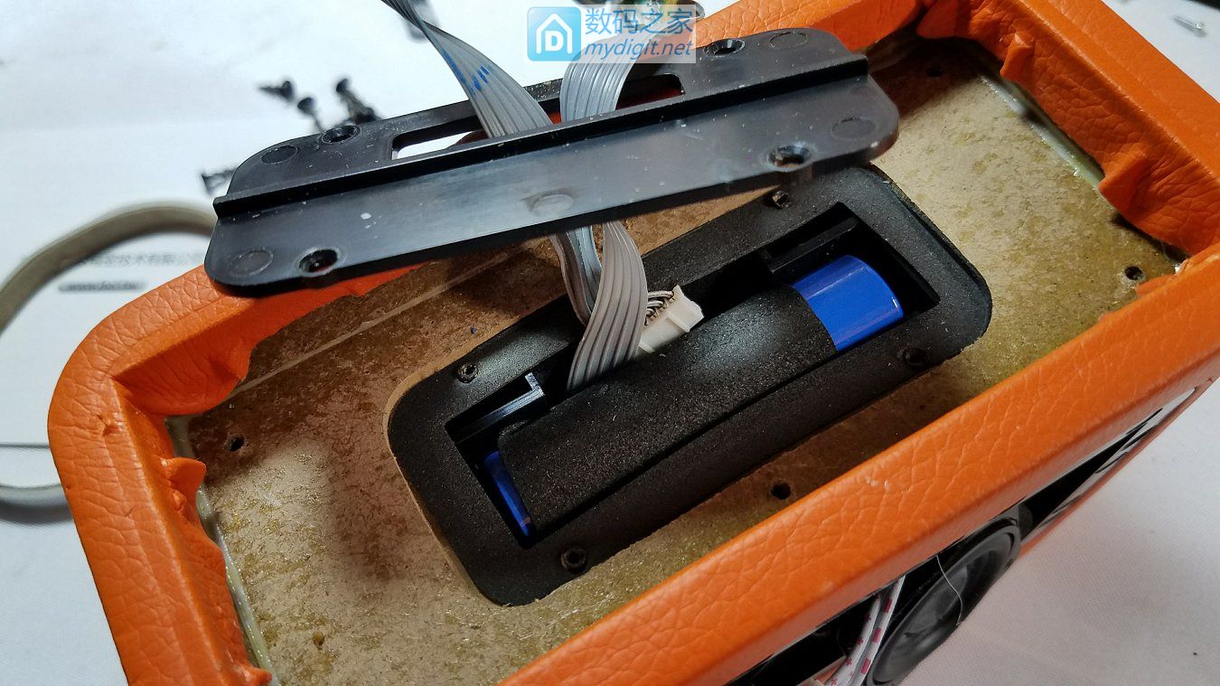 皮革+木质=好音质？简评朗技iBOXH90创意无线蓝牙音箱性价比