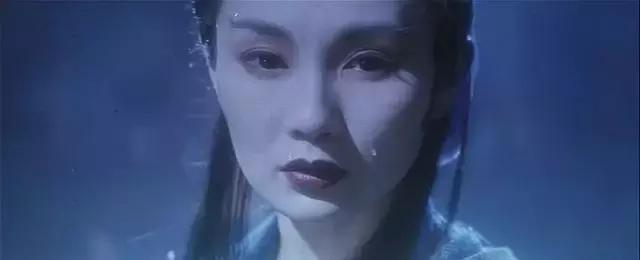 港姐70年：从豪门儿媳，到街边站台，背后是香港经济的大洗牌