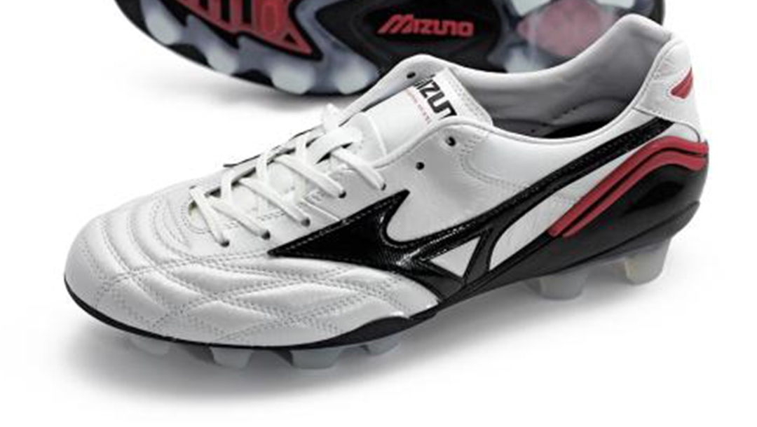 公认脚感最好的10双足球鞋美津浓,美津浓莫雷拉morelianeo4黑金