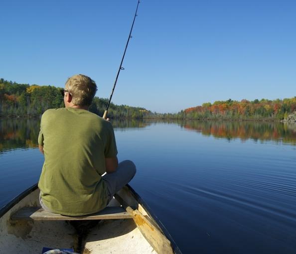 合适晚秋冬季钓鱼的饵料,入秋钓鱼饵料