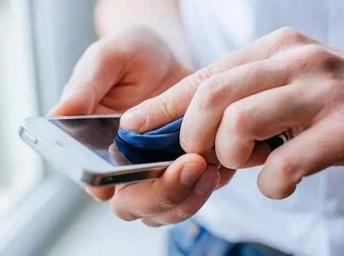 oppo手机进水5分钟后解决办法,下雨天防止手机进水小妙招