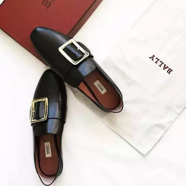 秋冬款鞋子建议买哪双,秋冬哪3双鞋子最值得入手