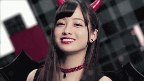 如何学会化妆和p图,化妆5分钟p图两小时