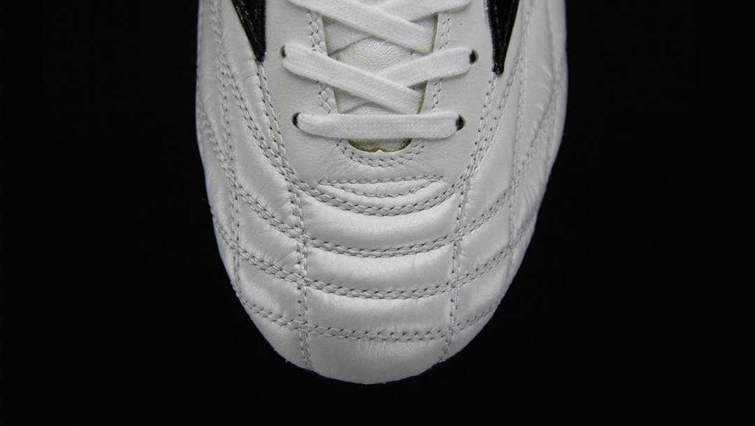 公认脚感最好的10双足球鞋美津浓,美津浓莫雷拉morelianeo4黑金