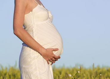 孕中期拉大便有血是什么原因,孕妇孕晚期大便出血是什么原因