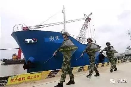 奥巴马卸任时对特朗普的警告,奥巴马卸任演讲调侃希拉里特朗普