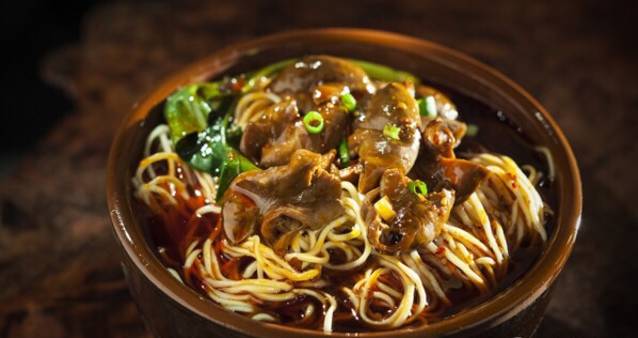 揣一张毛爷爷，吃遍长虹国际广场！