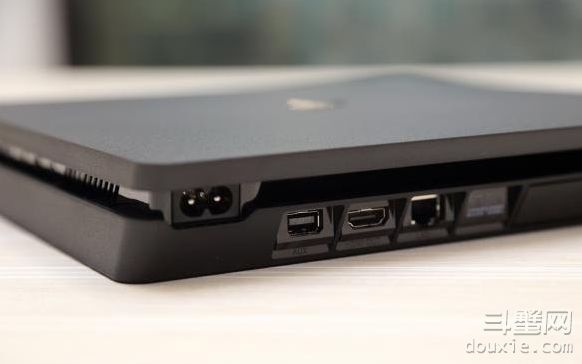 小白玩ipad9代,ps4联机和单机哪个好