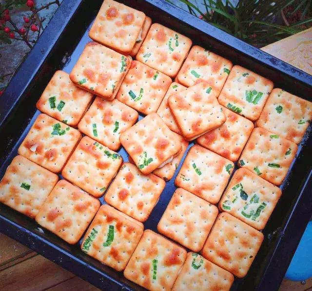 人气爆棚的纯手工小零食,这家店回头客超多纯手工制作美食