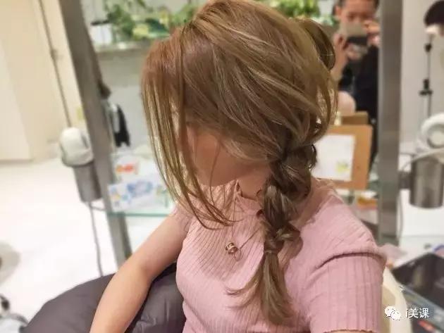 冰雪女王侧马尾编发教程从左到右,侧编发加后方鱼骨辫优雅盘发