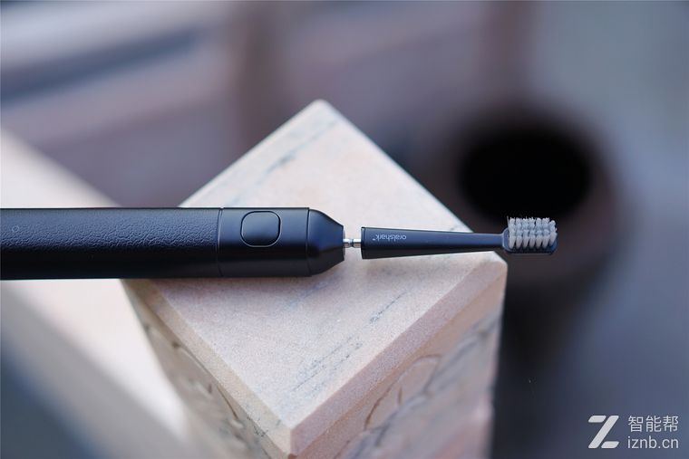 有了它再也不用为刷不干净牙烦恼oralshark声波电动牙刷K117-B