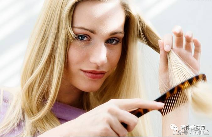 用牛角梳早晚梳头100下有什么好处,牛角梳梳头的好处和功效