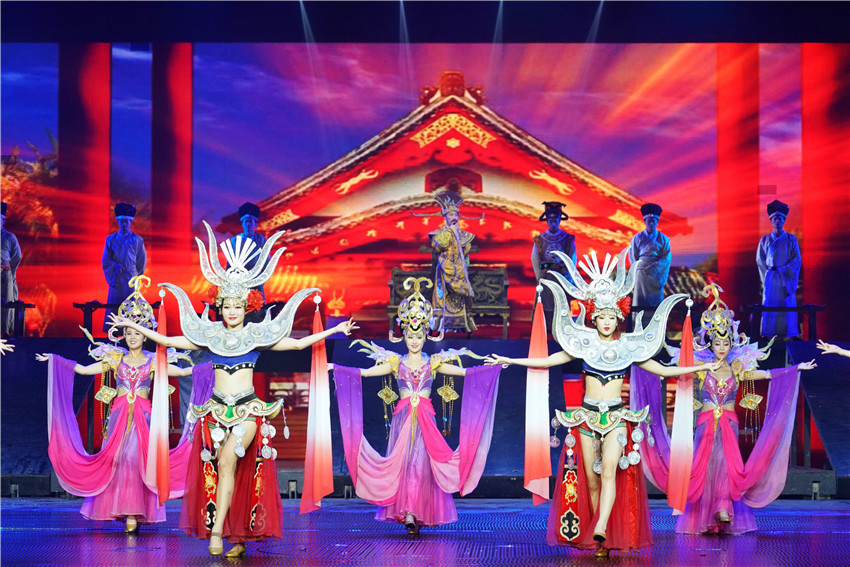 三亚宋城千古情两日游,三亚宋城千古情能容纳多少人