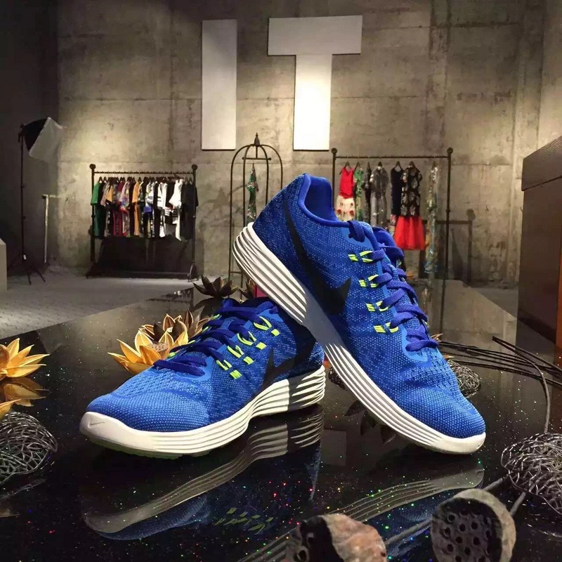 nike登月跑鞋合适跑步吗,nike登月鞋合适夏天穿吗