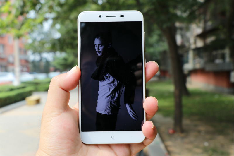 360手机vizza,360vizza手机厚度