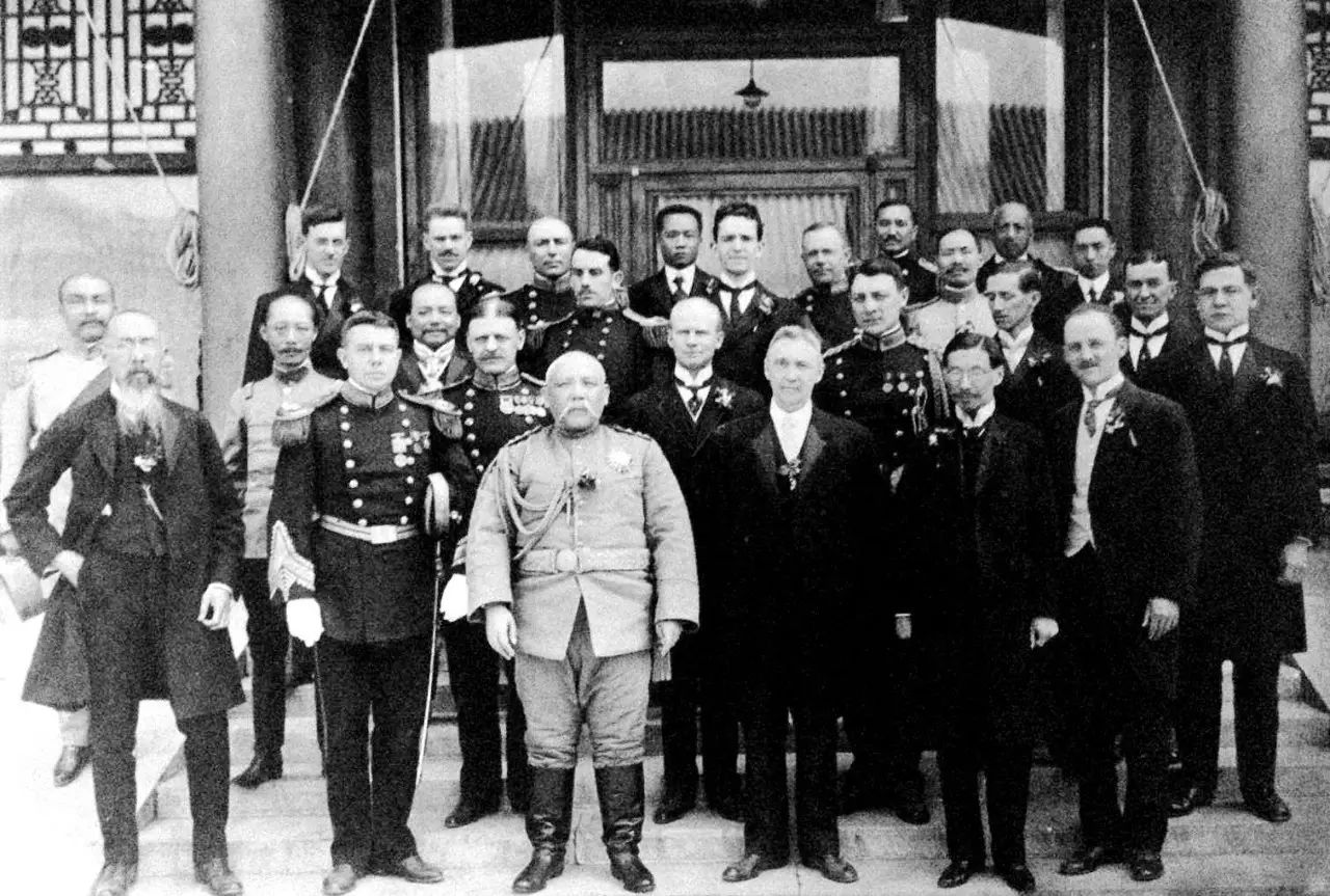 他是一代太极宗师，曾受聘袁世凯府中授拳，陈发科也甘拜下风