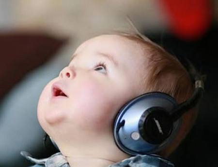 早期音乐启蒙对孩子有哪些益处,孩子最好的音乐启蒙老师