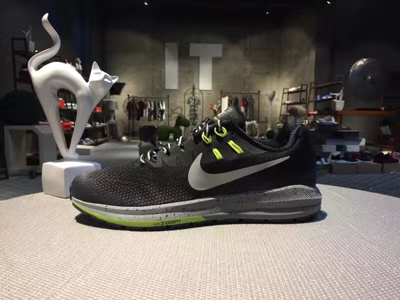 nike登月跑鞋合适跑步吗,nike登月鞋合适夏天穿吗