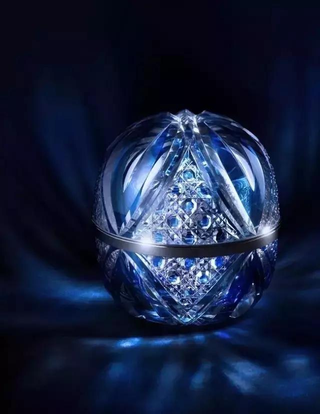 阿玛尼黑钥匙面霜和海蓝之谜面霜,海蓝之谜和阿玛尼面霜哪个好用呀