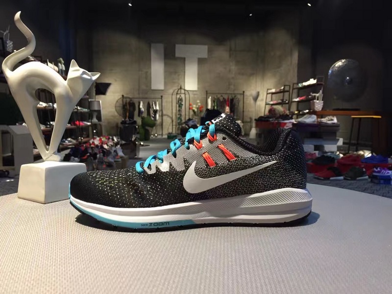 nike登月跑鞋合适跑步吗,nike登月鞋合适夏天穿吗