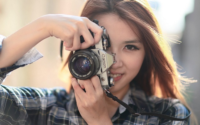 小白入门相机怎么选购视频,佳能相机开箱注意事项