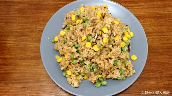 自制蛋包饭一人吃一个管饱,自制蛋包饭100%告捷