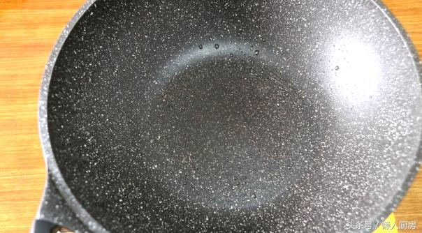 自制蛋包饭一人吃一个管饱,自制蛋包饭100%告捷