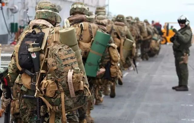 始祖鸟对标金字塔,始祖鸟品牌金字塔