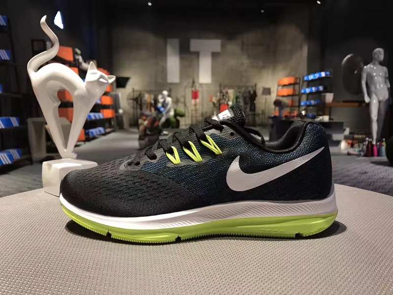 nike登月跑鞋合适跑步吗,nike登月鞋合适夏天穿吗