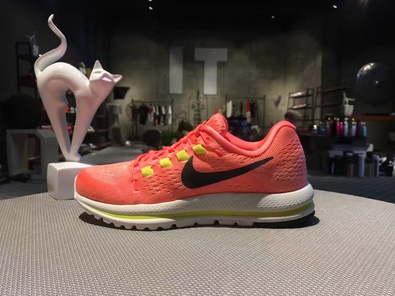 nike登月跑鞋合适跑步吗,nike登月鞋合适夏天穿吗