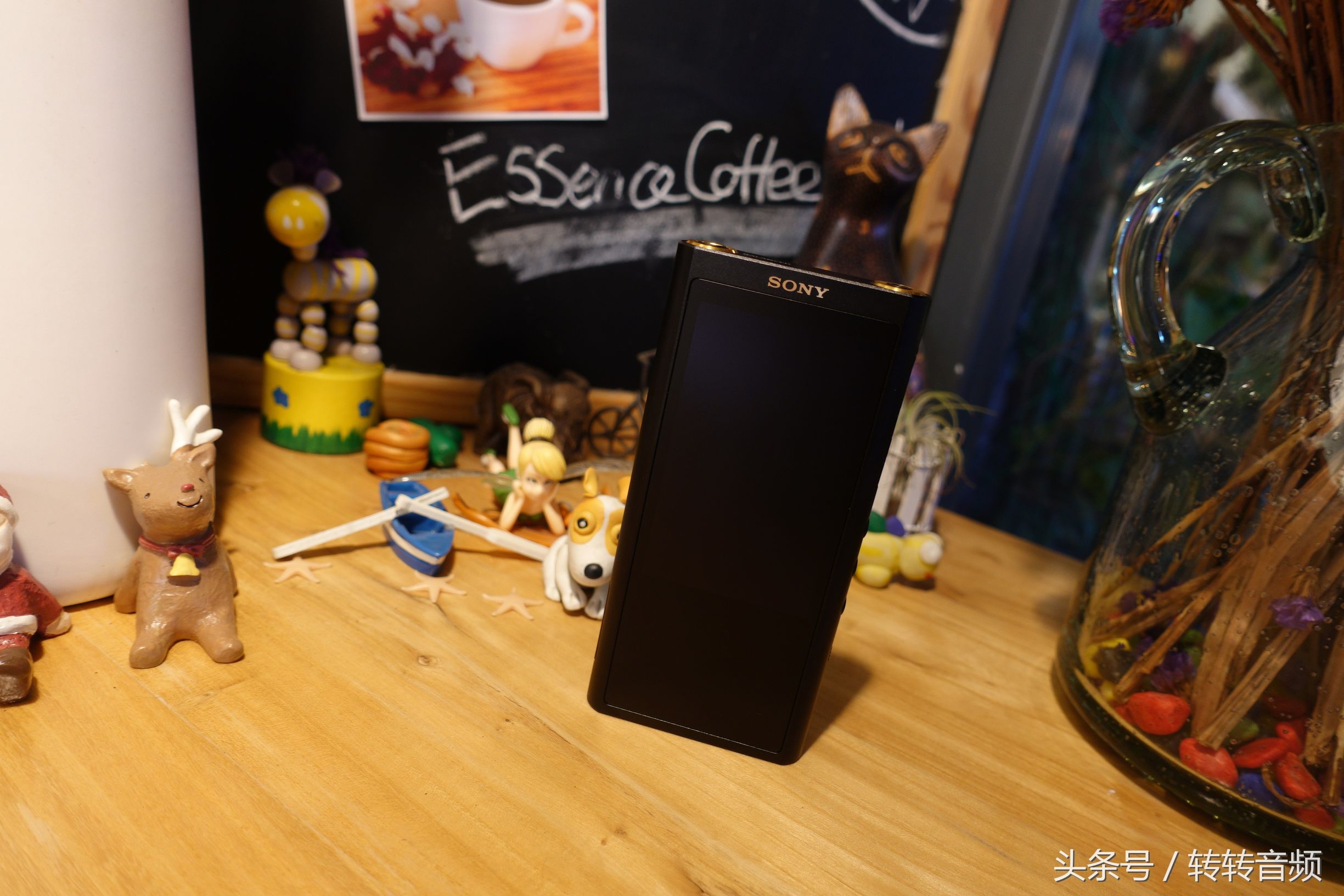 索尼zx300a和艾利和对比评测,索尼zx300a测评多少钱