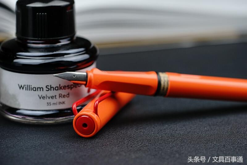 温暖舒服的橙色，LamySafari橙色款文具介绍