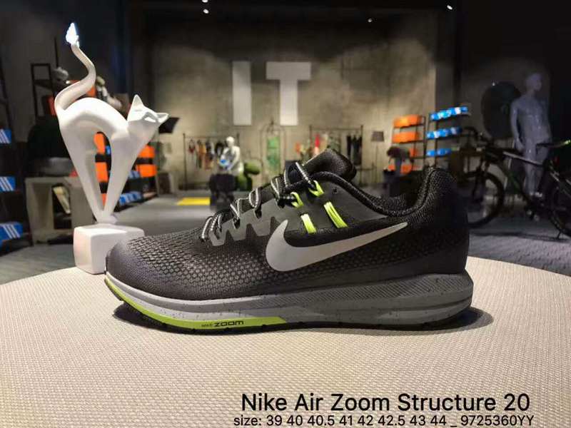 nike登月跑鞋合适跑步吗,nike登月鞋合适夏天穿吗