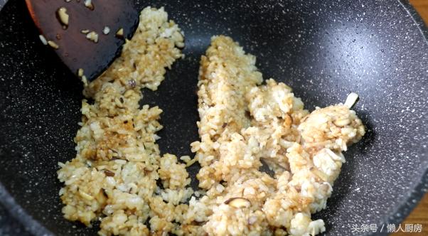 自制蛋包饭一人吃一个管饱,自制蛋包饭100%告捷