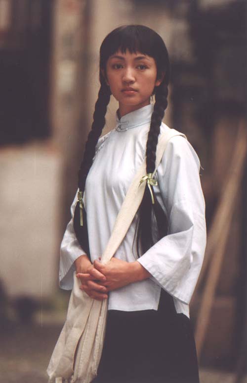 为何现在校服极土气极难看,中国丑校服