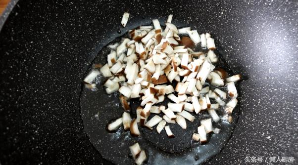 自制蛋包饭一人吃一个管饱,自制蛋包饭100%告捷