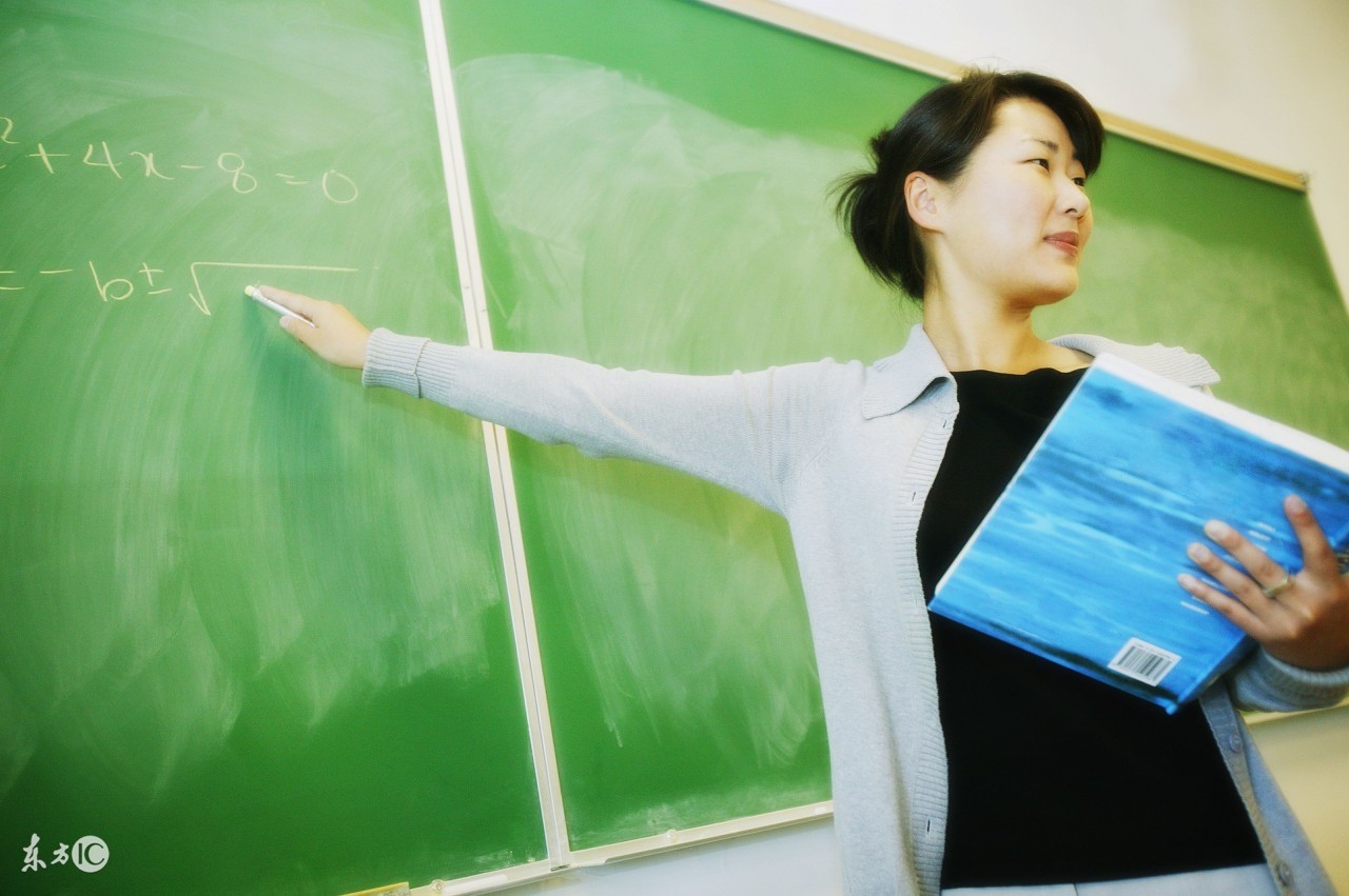 鎶ュ憡鑰佸笀鎴戞兂鍞辨瓕鍘熺増,鎶ュ憡鑰佸笀棰樼洰