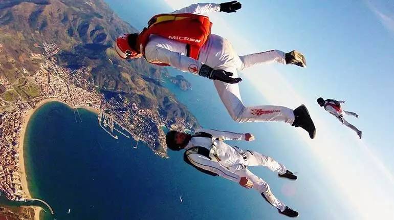 婊′笘鐣岄,婊′笘鐣屽幓鏃呰