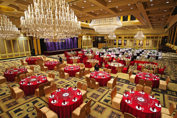 去酒店看婚礼场地有哪些因素是需要重点考量的？探店咨询秘籍攻略