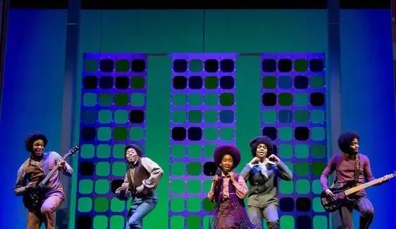 迈克尔杰克逊从黑到白全部过程,迈克尔杰克逊最后一次登场完全版