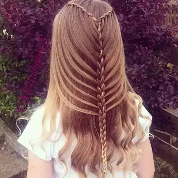 宝妈儿童编发之个性马尾辫编法,超级简单的儿童编发