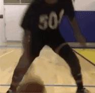 小女孩拥有第一双漂亮鞋子,七岁女孩球鞋