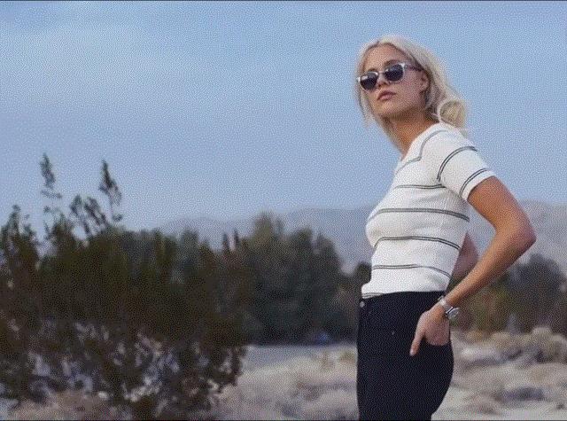 komono｜把手表放在画里卖？究竟是卖画还是卖手表啊